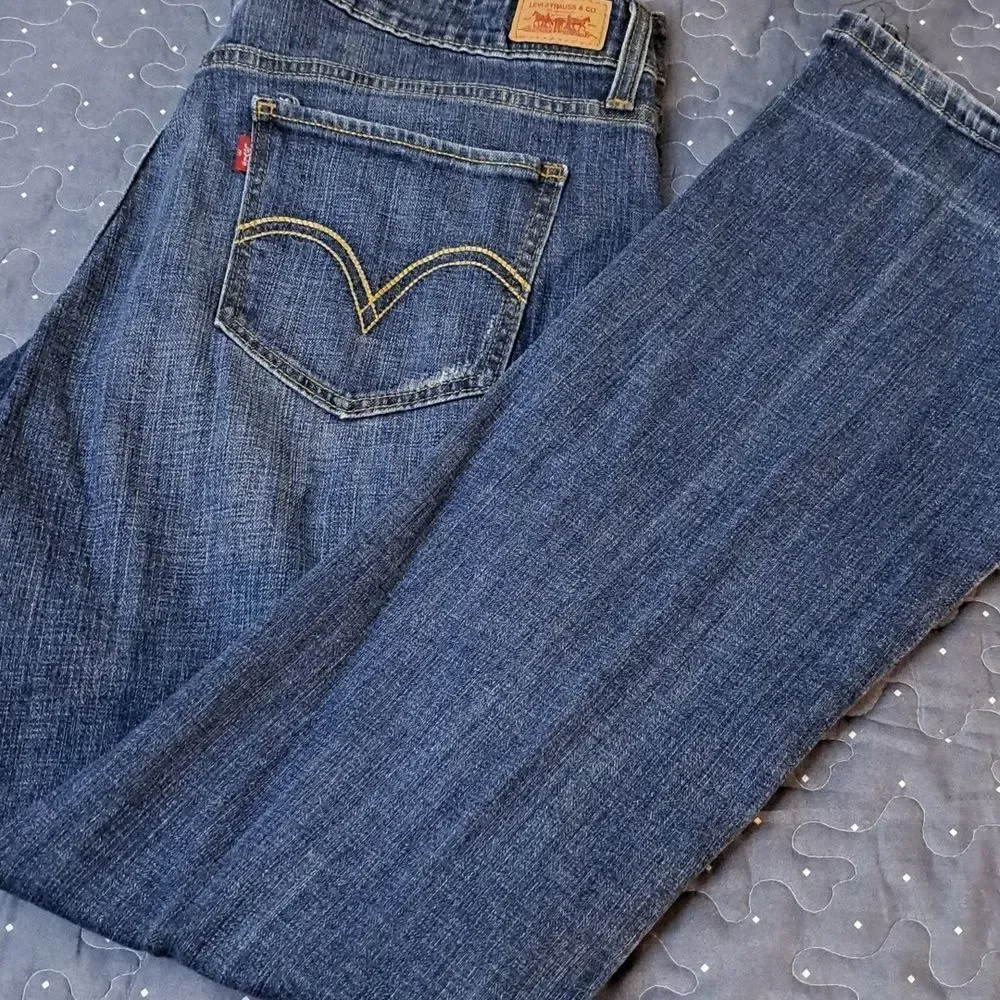 Y2K vintage Levi's 518 Superlow jeans